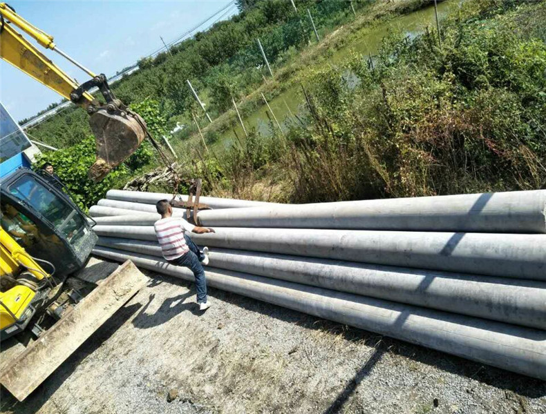 河南三門(mén)峽15米270/350大彎矩電桿25根根部法蘭帶基礎鋼筋籠子